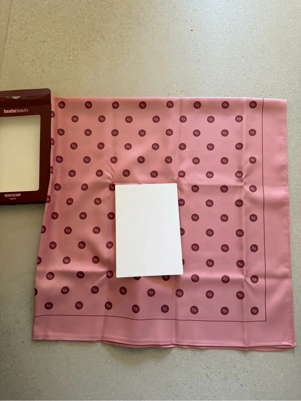 Huda Beauty Pink Head Scarf & lip Mousse Holder Set